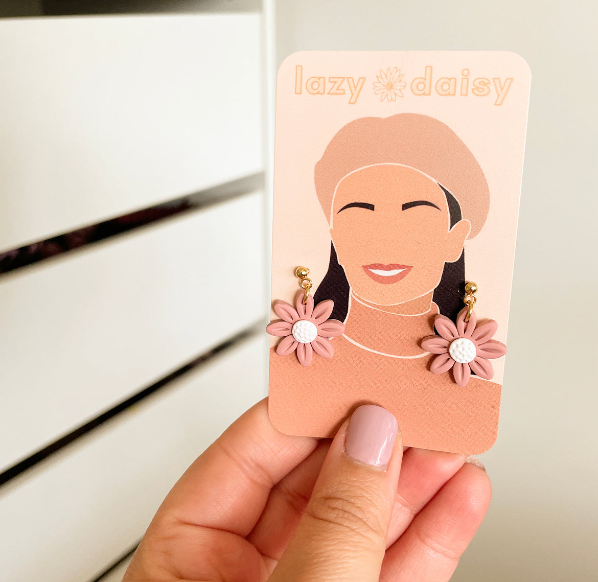 Dainty Daisy Earrings